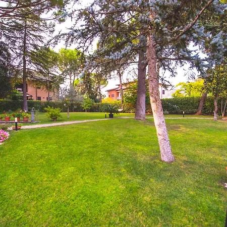 Il Girasole Bed & Breakfast 4*