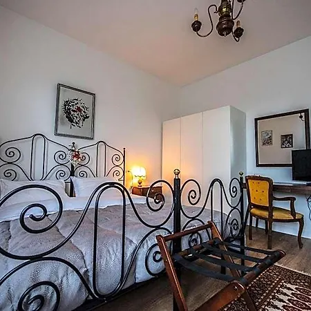 Il Girasole 4* كورتْشّانو