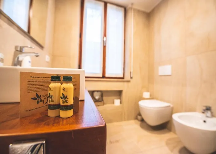 Oda ve Kahvaltı Il Girasole 4*