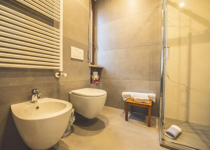 Oda ve Kahvaltı Il Girasole 4*